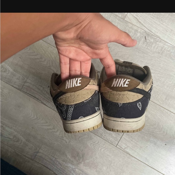 travis scott dunks - Picture 6 of 7